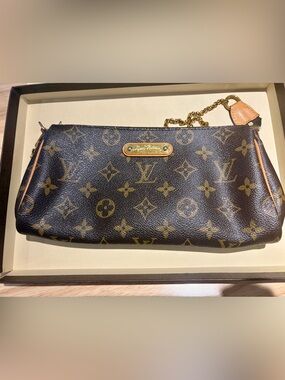 Authentic Louis Vuitton Eva Monogram M95567 Crossbody Clutch + Receipt Full Set
